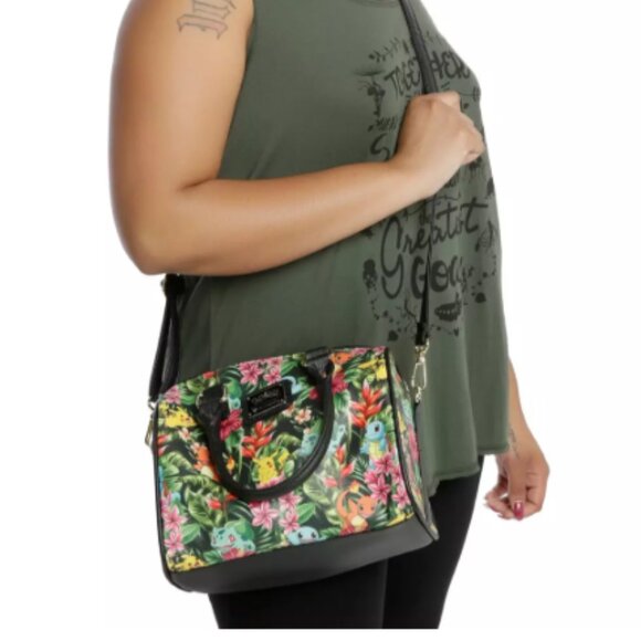 Loungefly Pokemon Nintendo Straters Duffle Bag - Picture 1 of 2